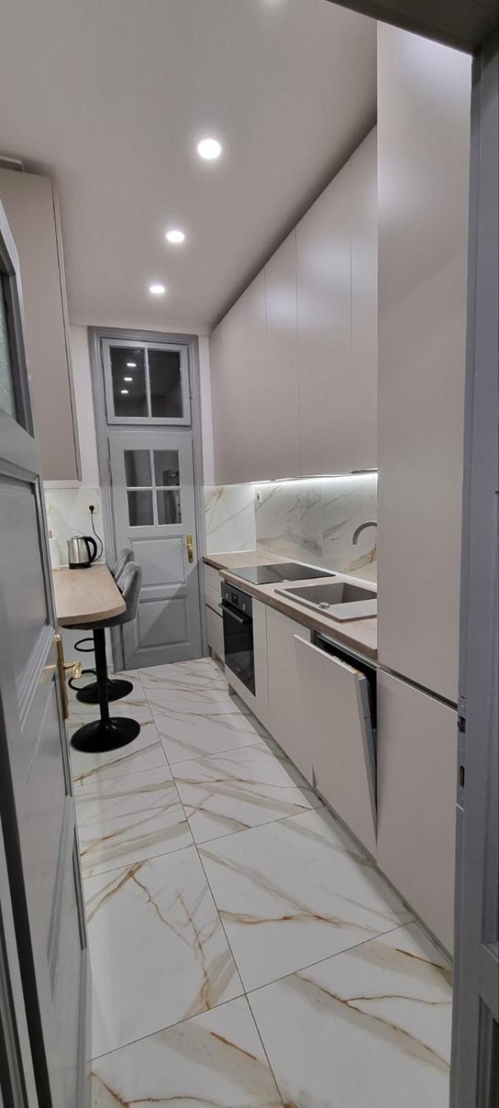 Apartment Slavyanska 11 Burgas Esterno foto